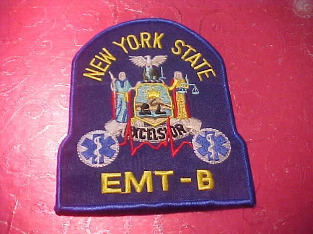NEW YORK STATE E.M.T. - B PATCH UNUSED 4 1/2 X 4 INCH