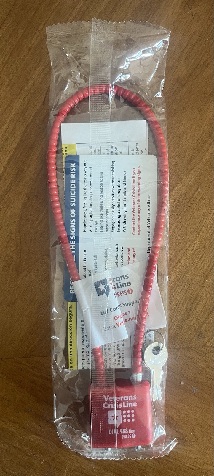 Veterans Confidential Crisis Line Cable Gun Lock with 2 Keys - Red - New
