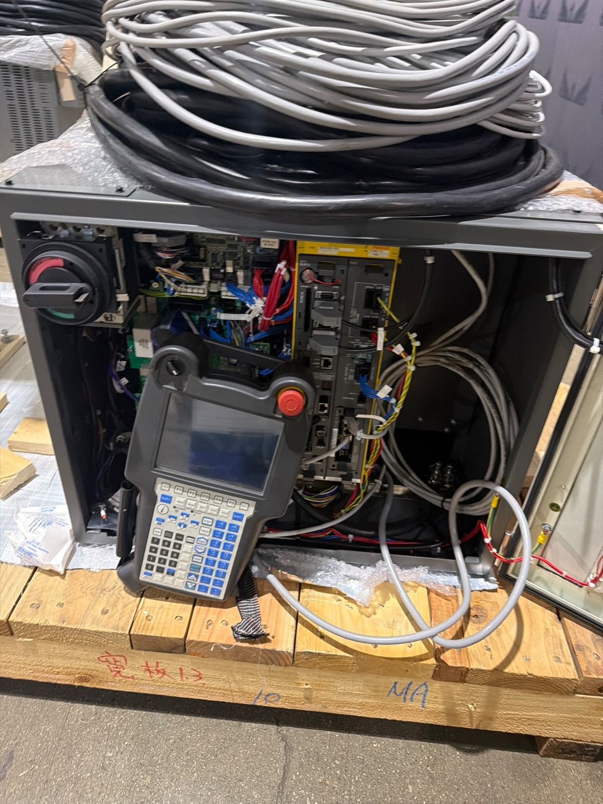 FANUC M‑20iA/35M Complete with R‑30iB Plus Controller USED