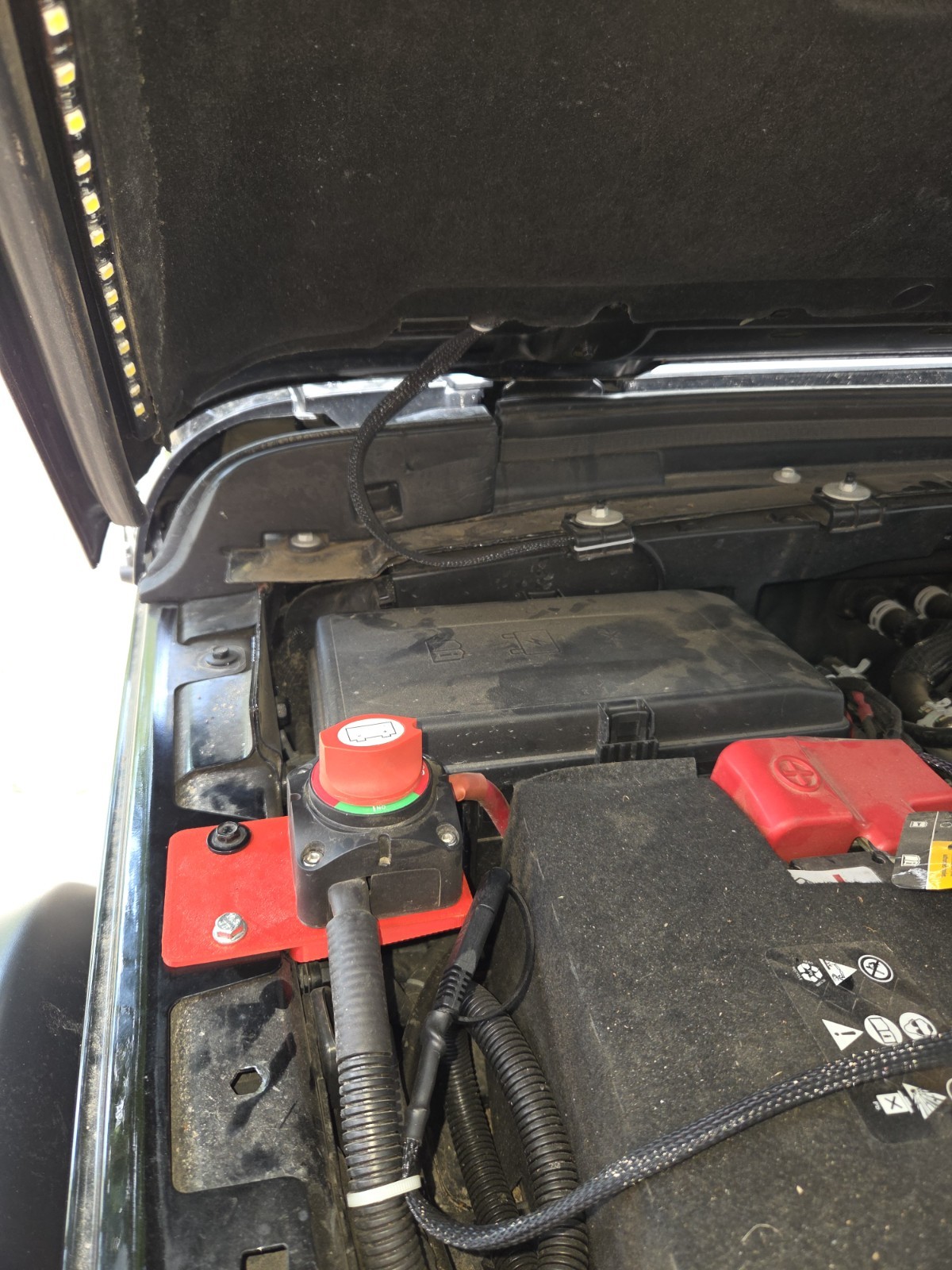 Jeep JL/JT Wrangler And Gladiator Winch Cutoff Switch Mount