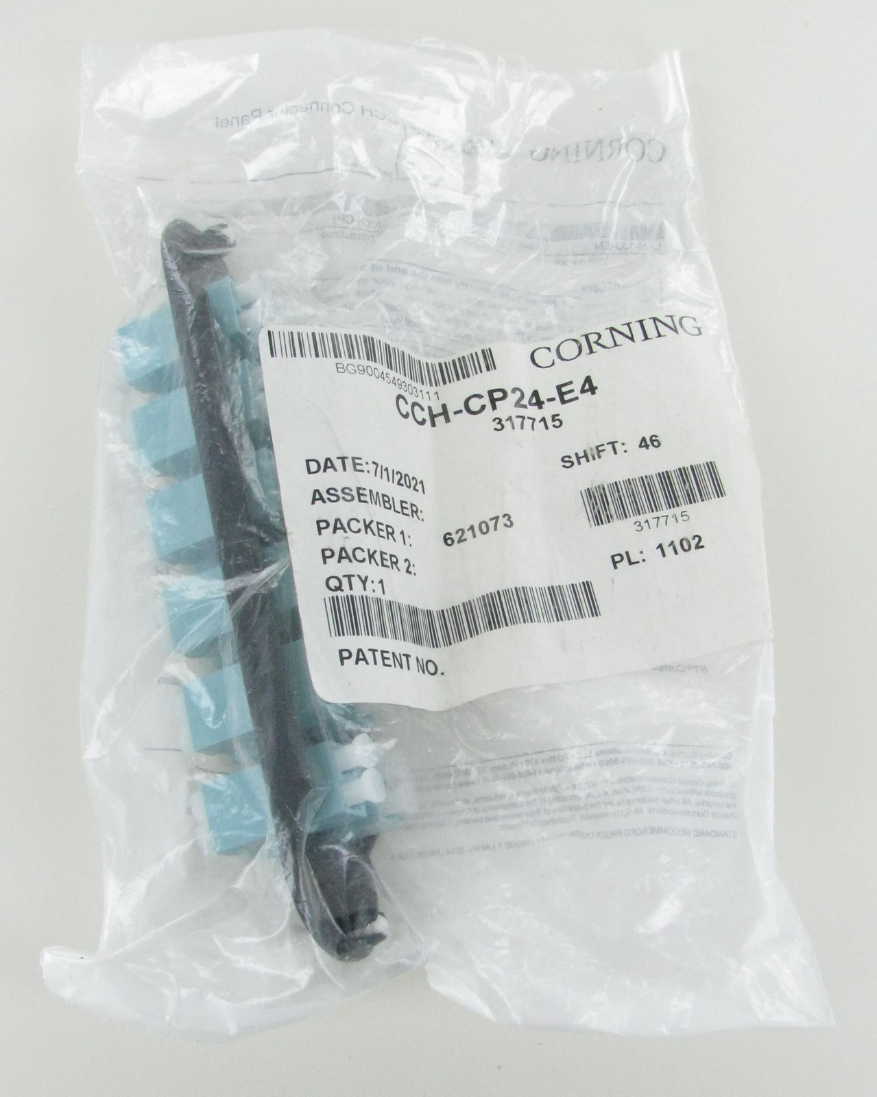 Corning CCH-CP24-E4 Panel, 12 LC Duplex 10Gig Aqua OM3/OM4 Adapters BULK ~STSI