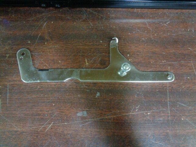 Universal Instruments 44256301 Latch