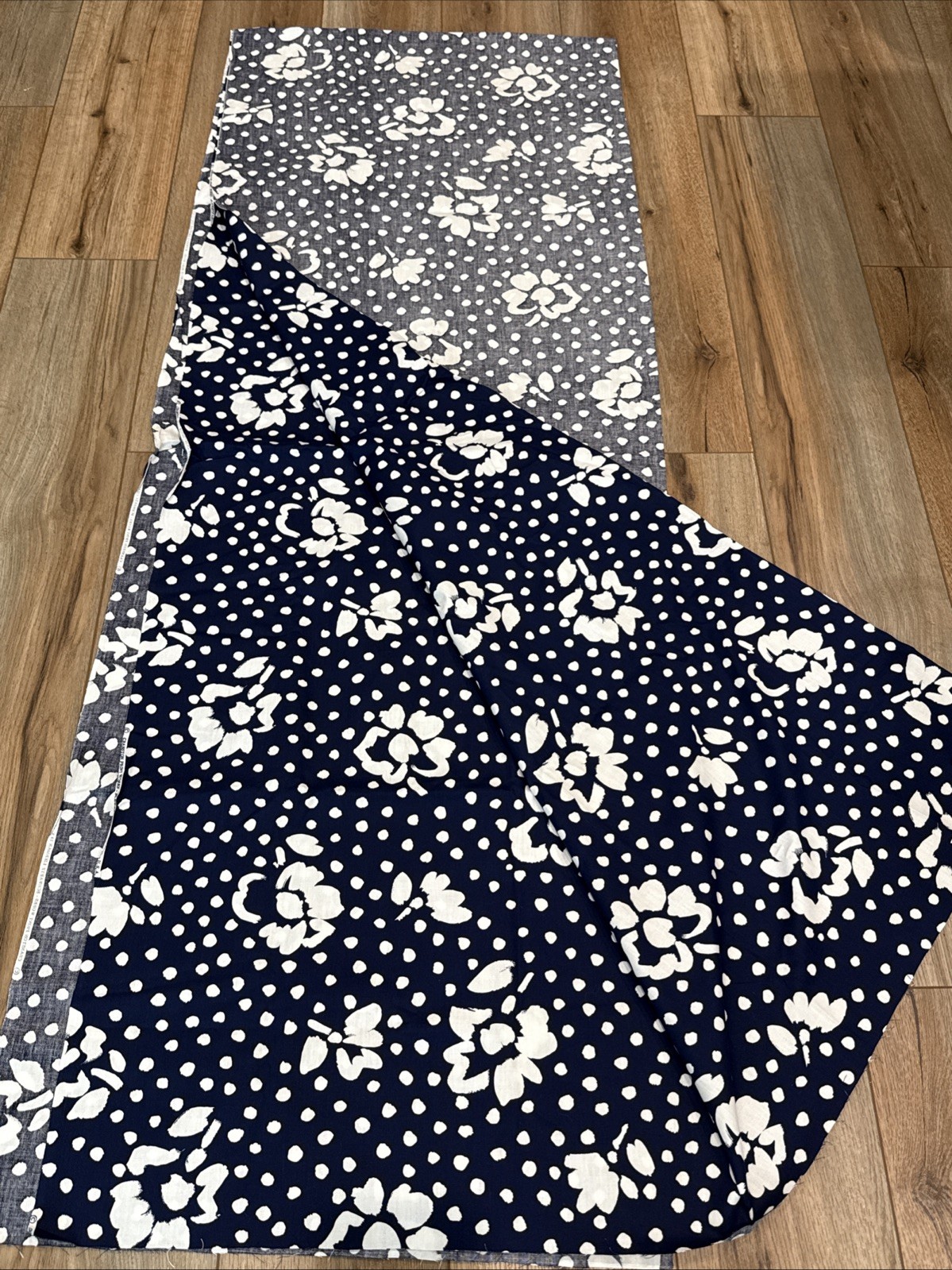 Fabric Cranston Print Works Schwartz Liebman 44.5” x 126” Navy Floral Polka Dots
