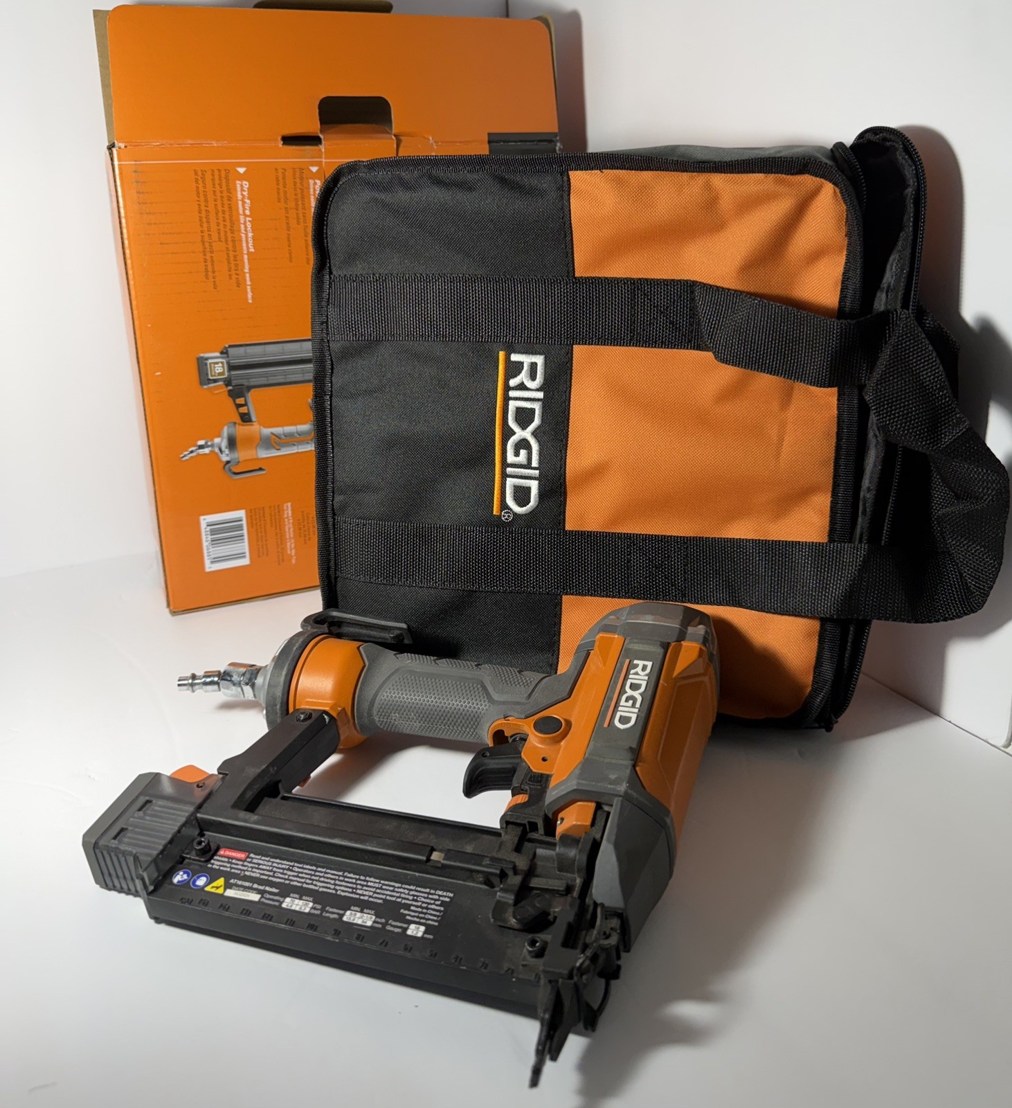 Ridgid Pneumatic 18-Gauge 2-1/8 in. Brad Nailer