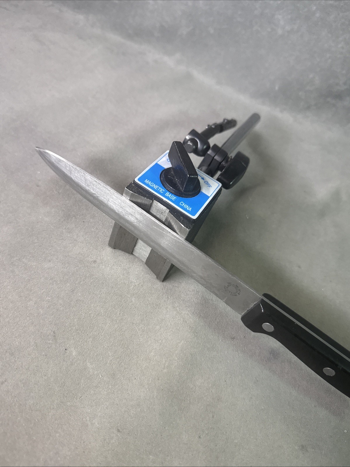 Multipositional Magnetic Base w/Fine Adjustment