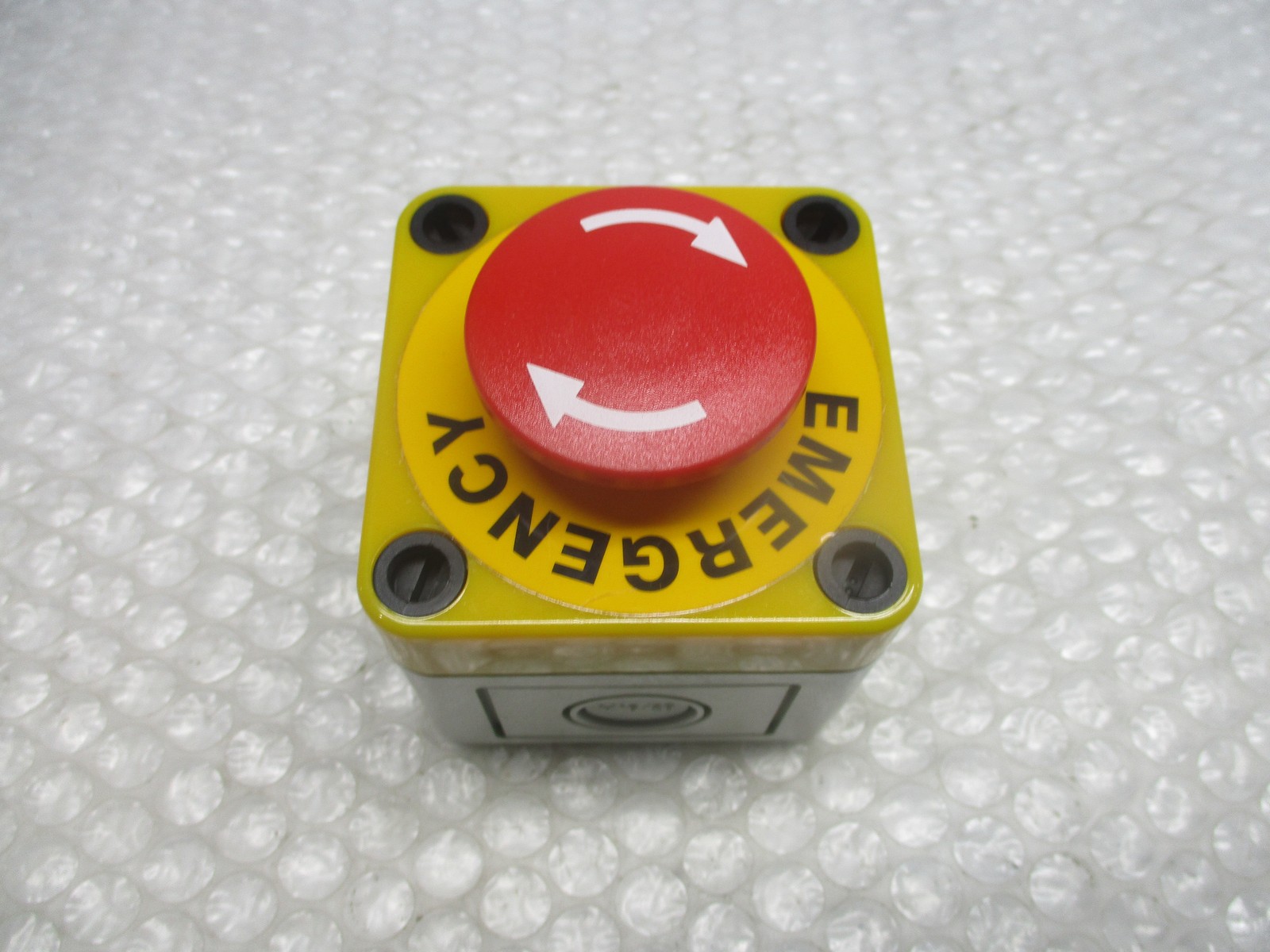INDUSTRIAL SPARE 4175401 EMERGENCY PUSHBUTTON RED NSNP