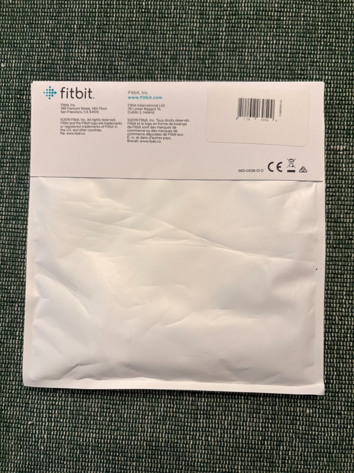 NEW Genuine Fitbit Charge 3 / Charge 4 Small Black Band PLUS 3 replacement bands