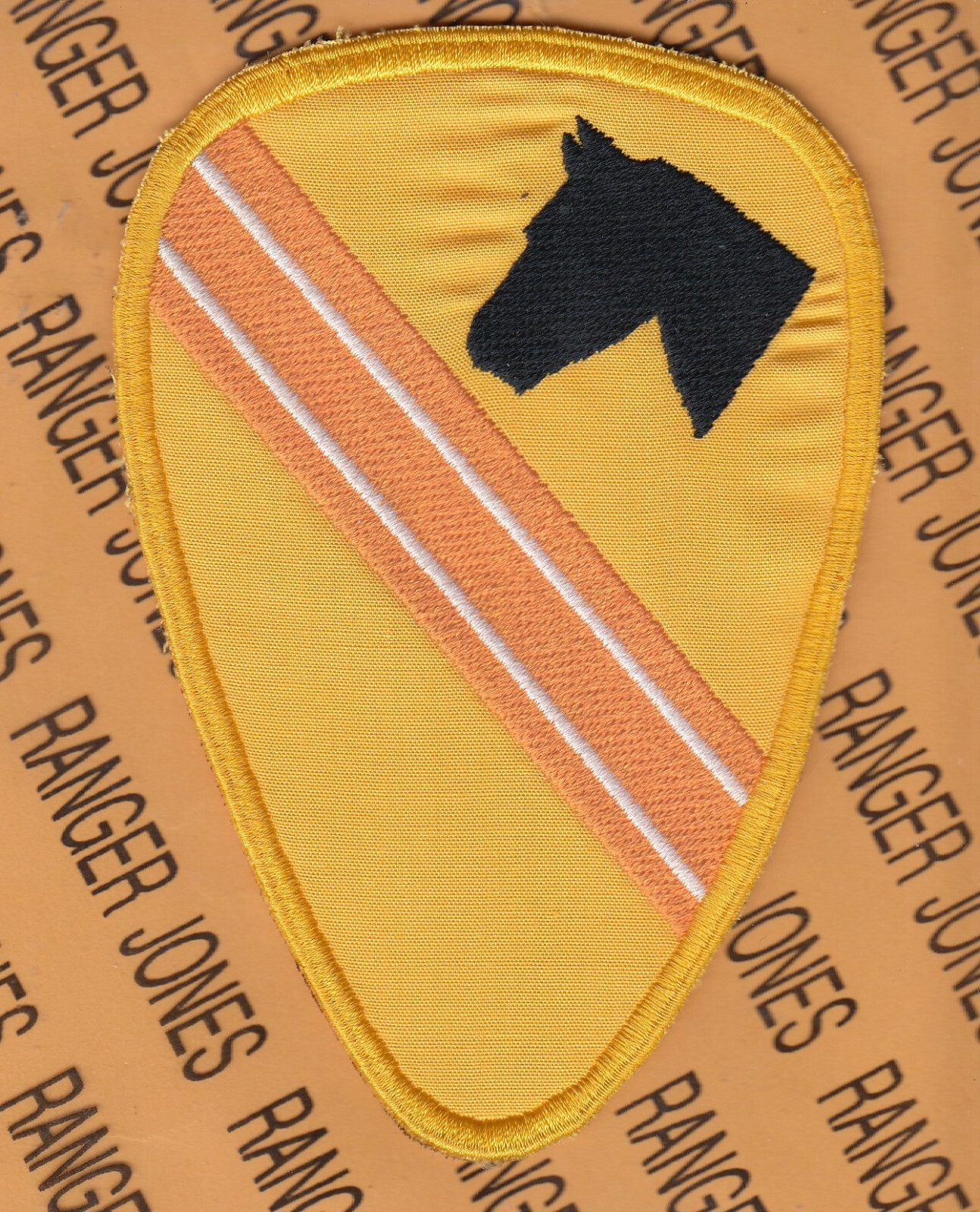 1st SIGNAL TROOP Interwar years 1st Cavalry Division 5" patch c/e