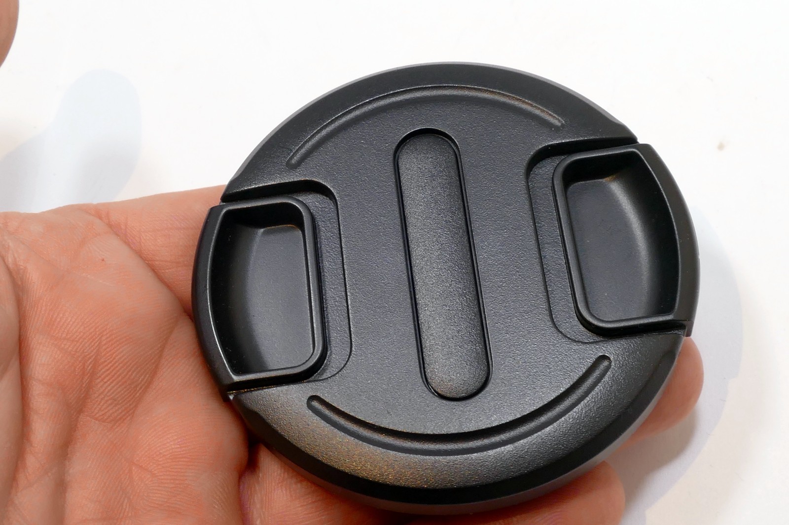 Front 72mm Lens cap snap-opn type