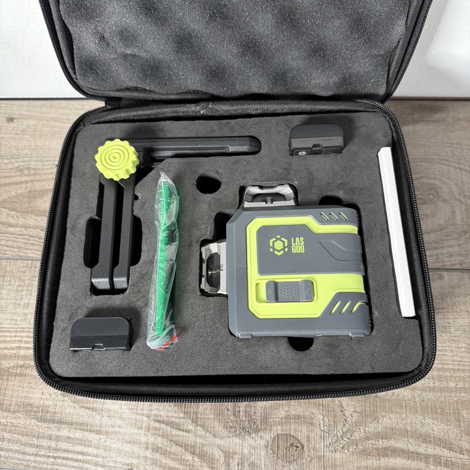 LasGoo LG-3D Laser Level Self Leveling 3x360°, 3D Green Beam Cross Line Laser