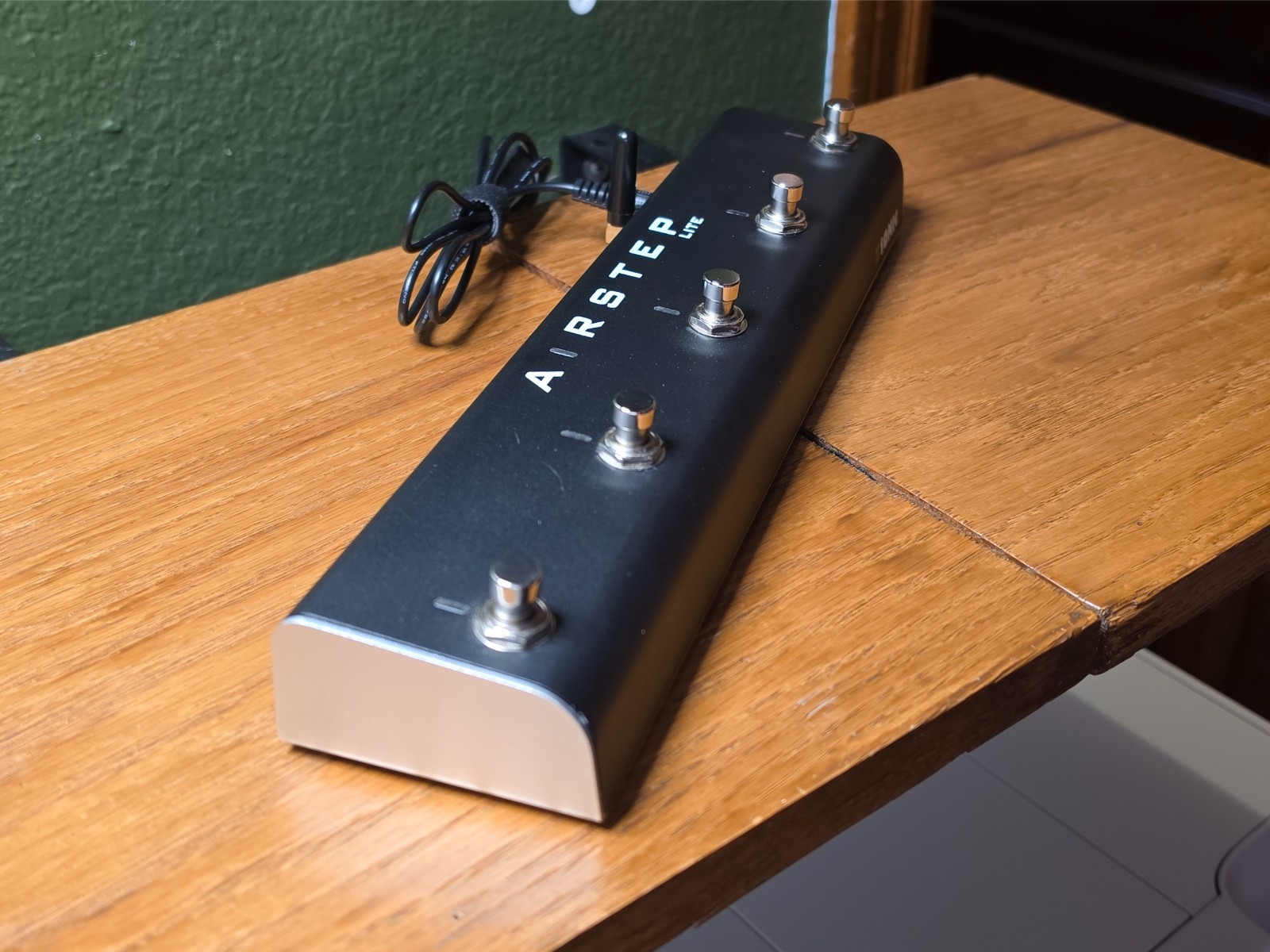 XSonic AIRSTEP Lite Bluetooth MIDI Foot Controller - Excellent Condition