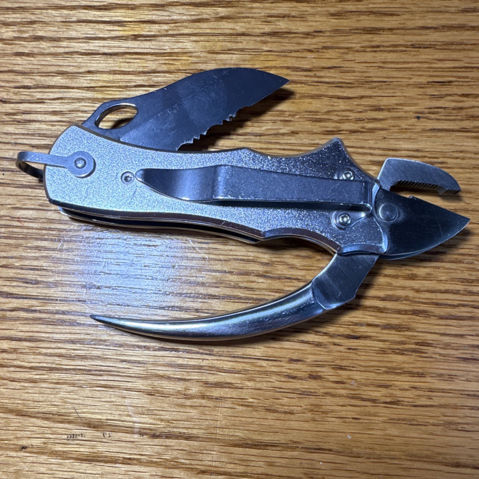 Maxam Folding liner lock sailors tool