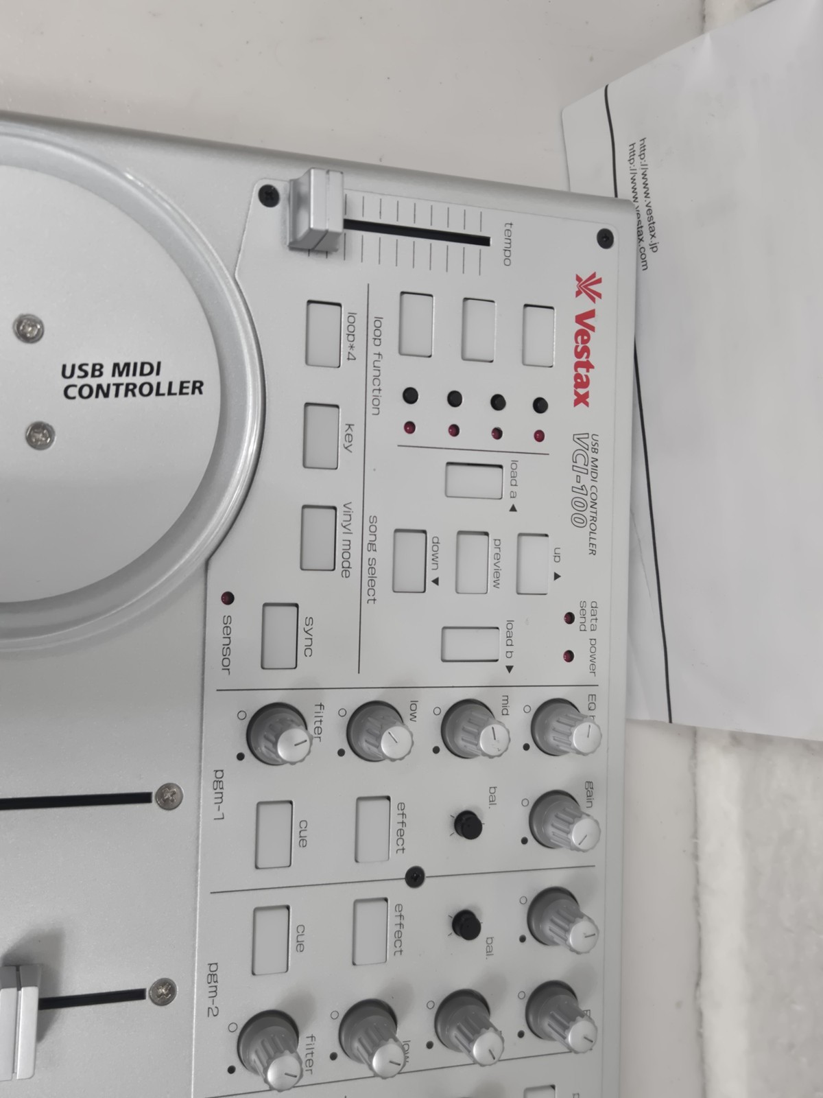Vestax VCI-100 DJ MIDI Controller Professional Compact Digital Mixer