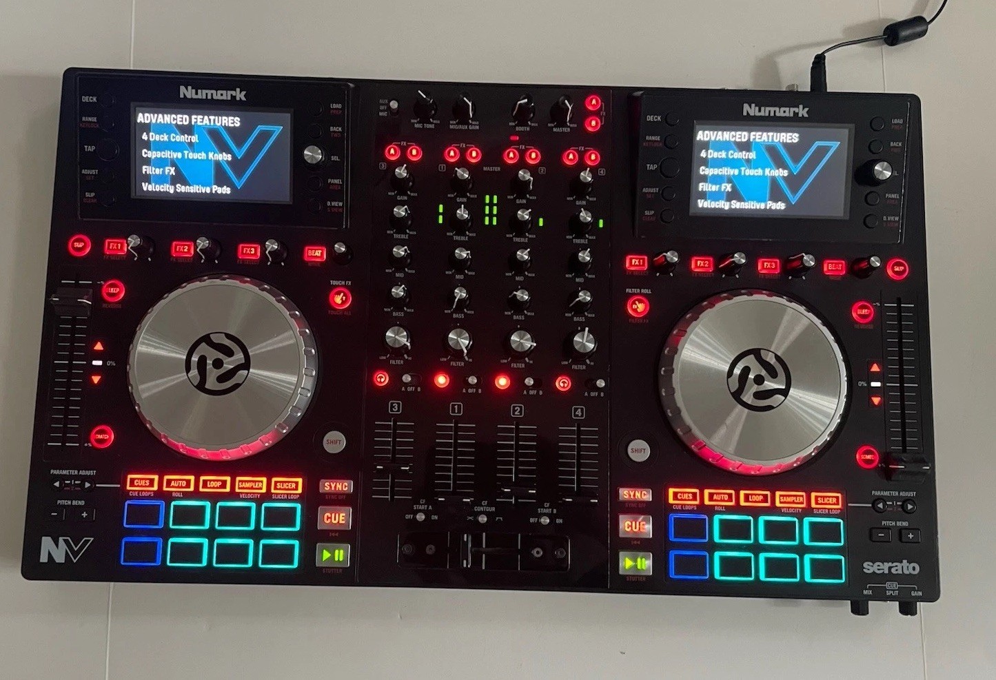Numark NV 4-Deck Dual-Display USB DJ Controller Turn Tabletop - Black