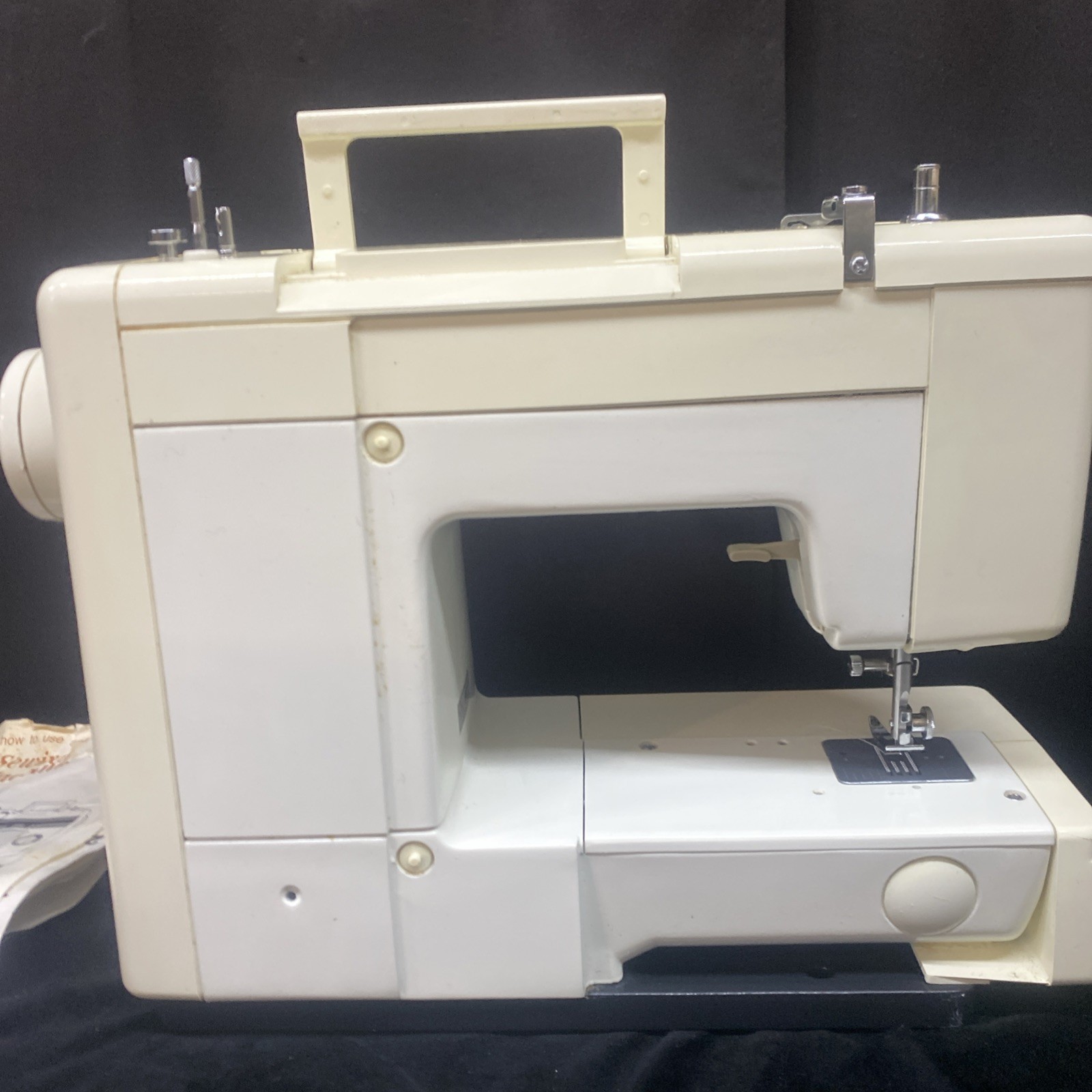 Brother VX-807 Sewing Machine With Box Manual & Foot Pedal