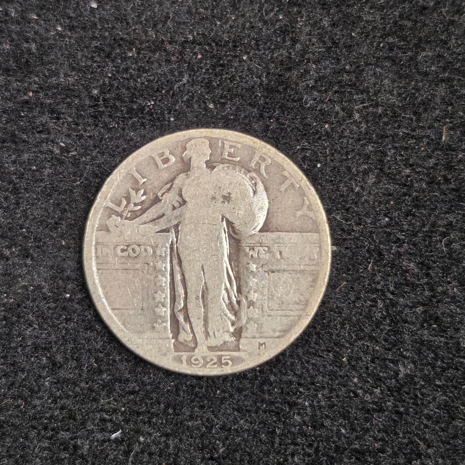 Single Random Date Standing Liberty Quarter Readable Date 90% Silver Coin