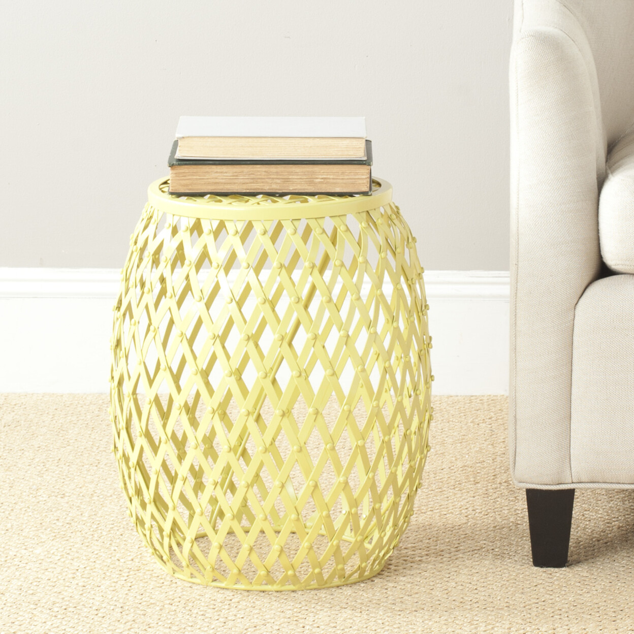 SAFAVIEH Evan Iron Strips Welded Stool | Yellow |