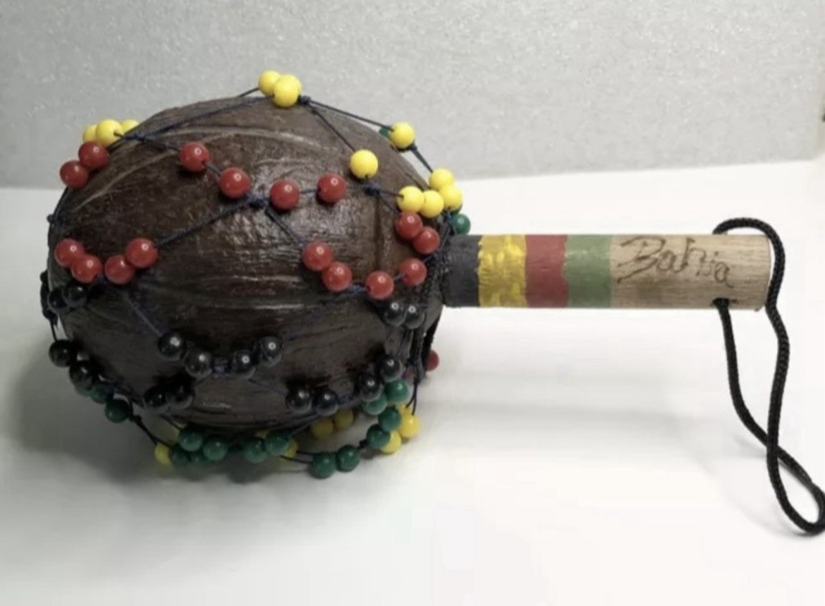 Maraca Afoxé Gourd Beaded Coconut Shell Beads Shaker Percussion Instrument