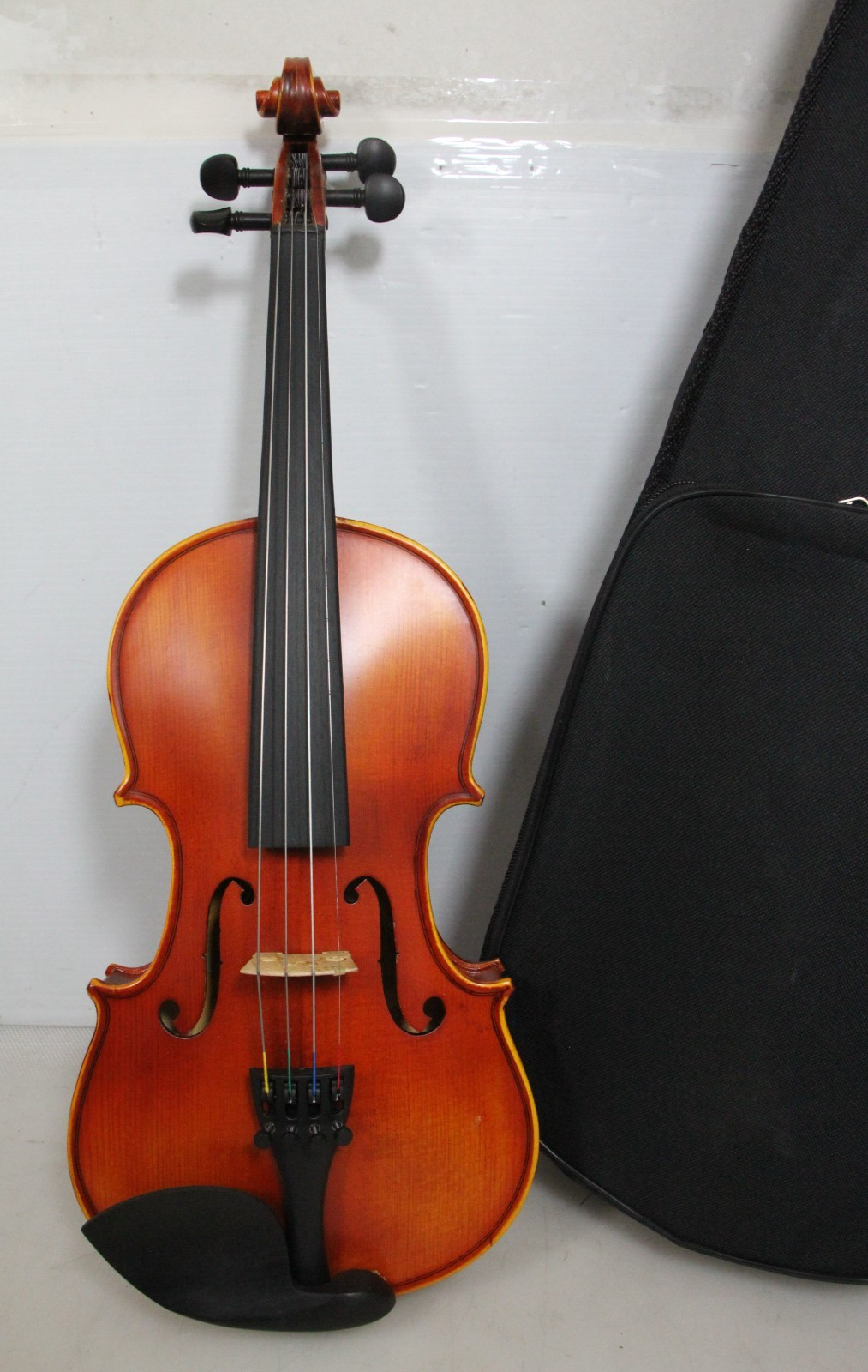 Bellafina Sonota Violin 1/2 with Case