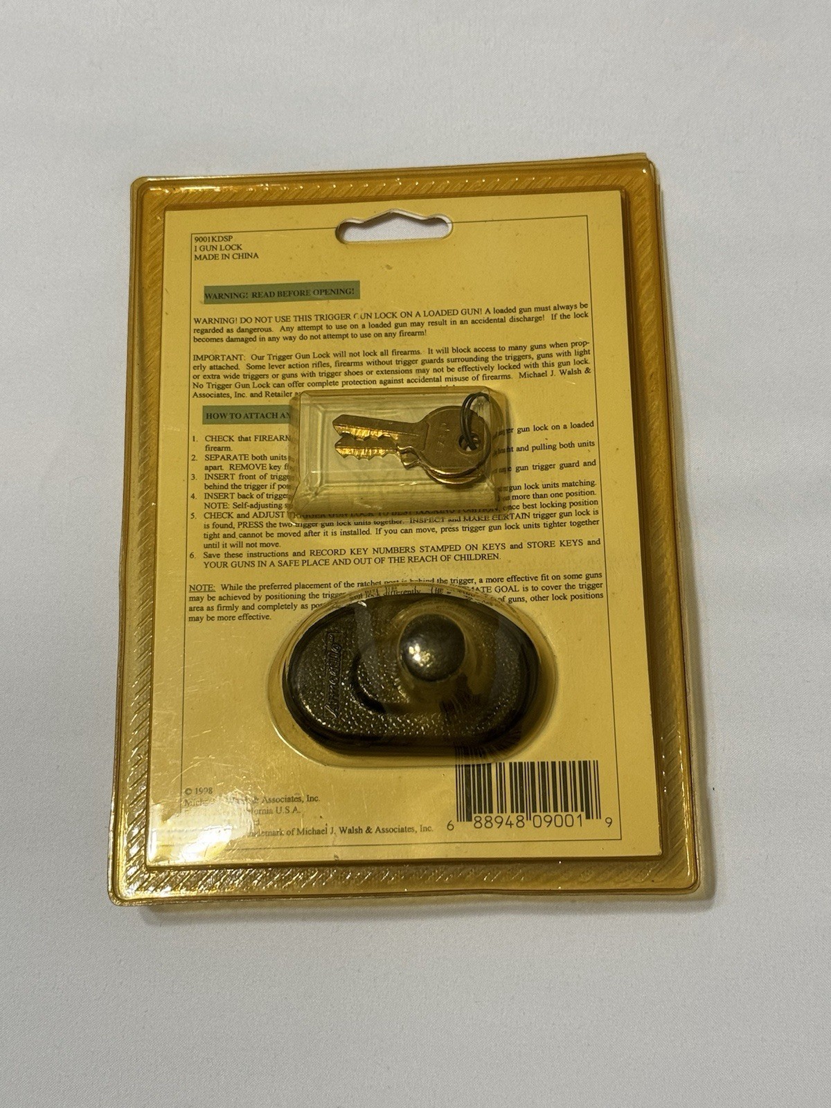 Armadillo Gun Trigger Lock with 2 Keys New In Package