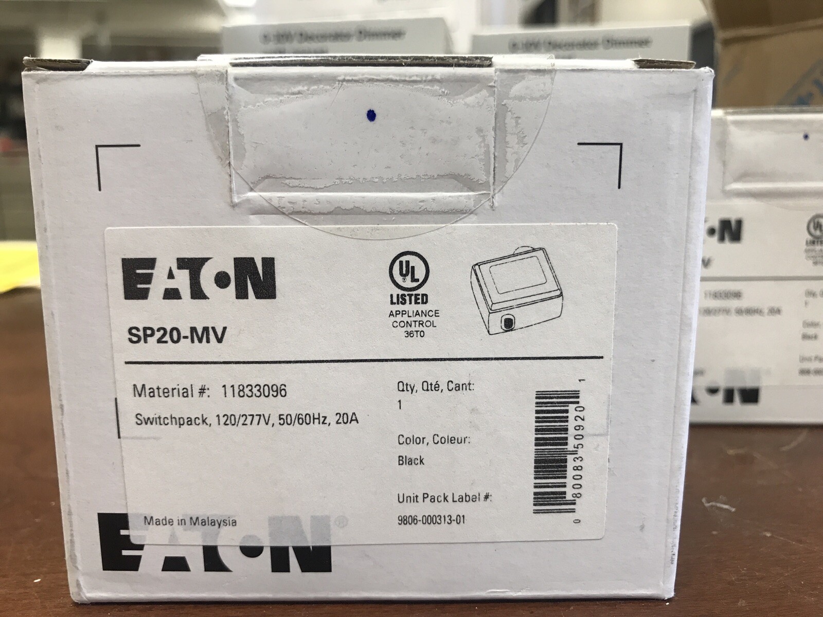 New Eaton  SP20-MV Switchpack 120/277v