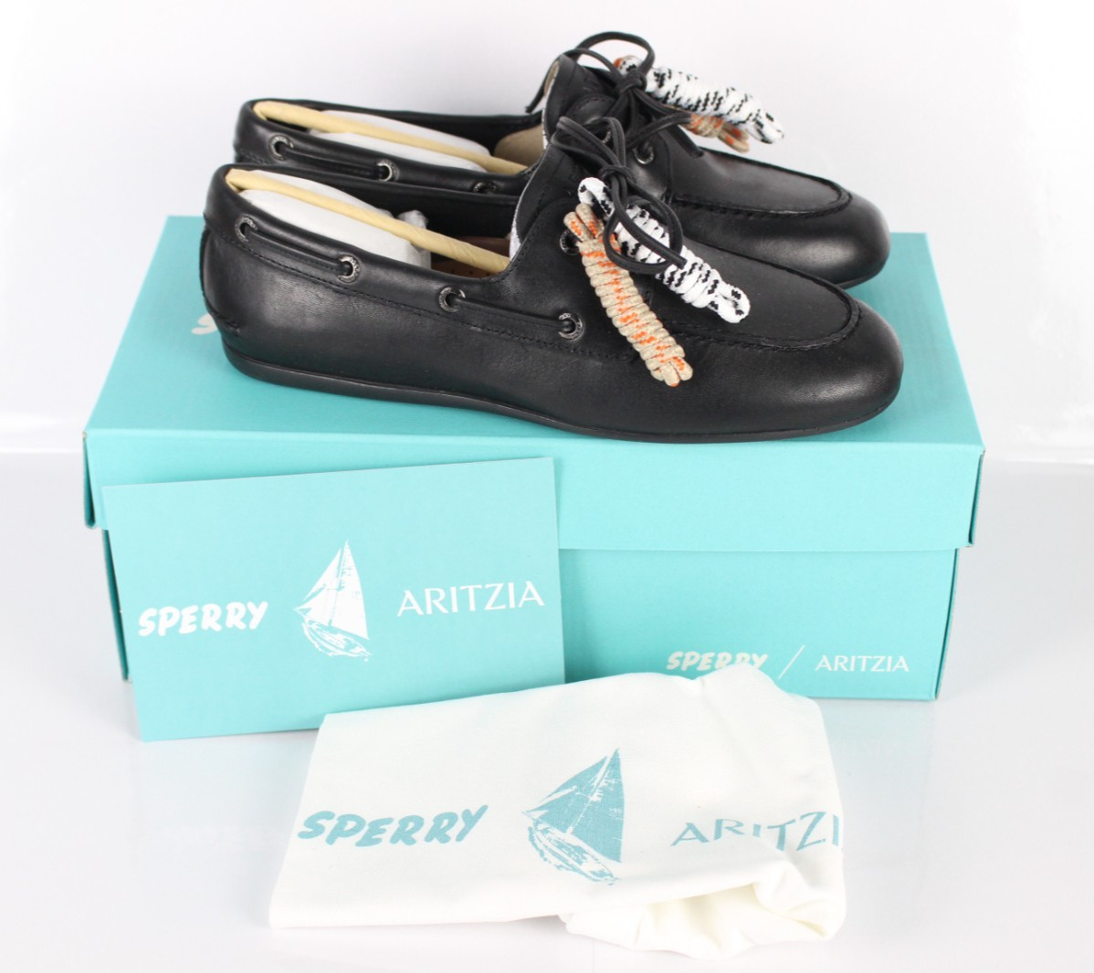 Sperry Top Sider Aritzia Women's Slim Boat Shoes ATZ Size 6 Black Leather