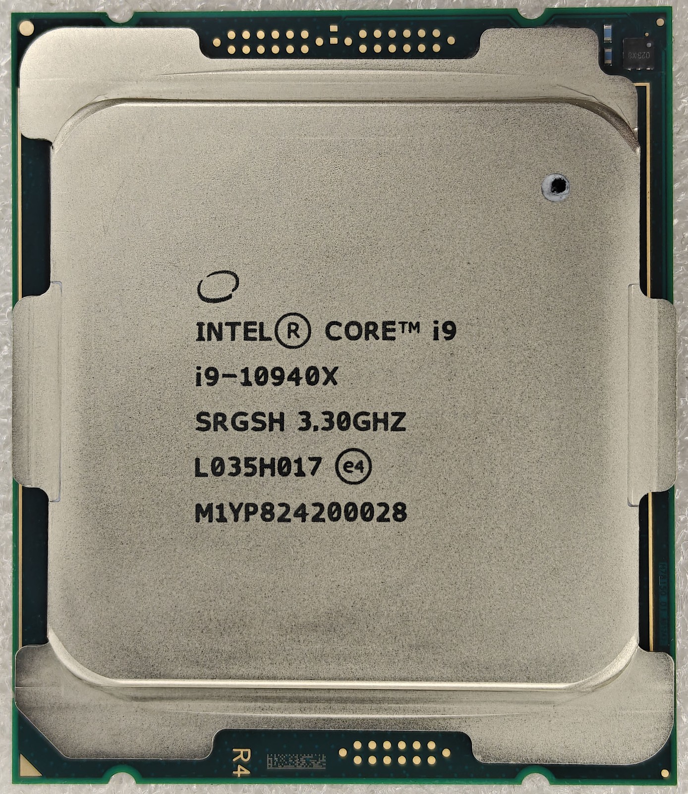 Intel Core i9-10940X 3.3GHz-4.8GHz Turbo 14 Core 28 Thread SRGSH Socket 2066 CPU