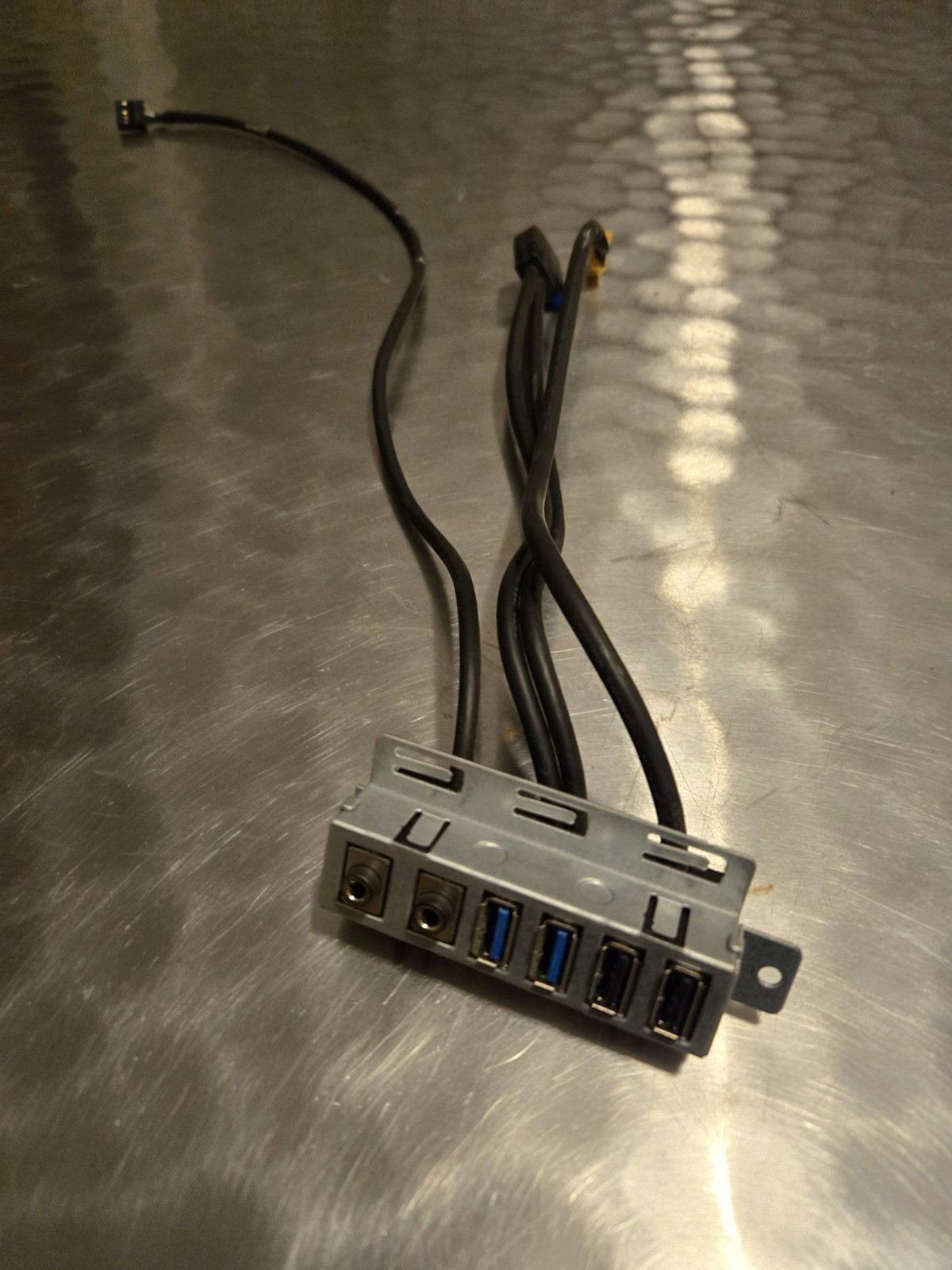 HP Z230 USB2.0/3.0 TWR Front I/0 Port Assy 727136-001 Assy# 724577-001 720140-00
