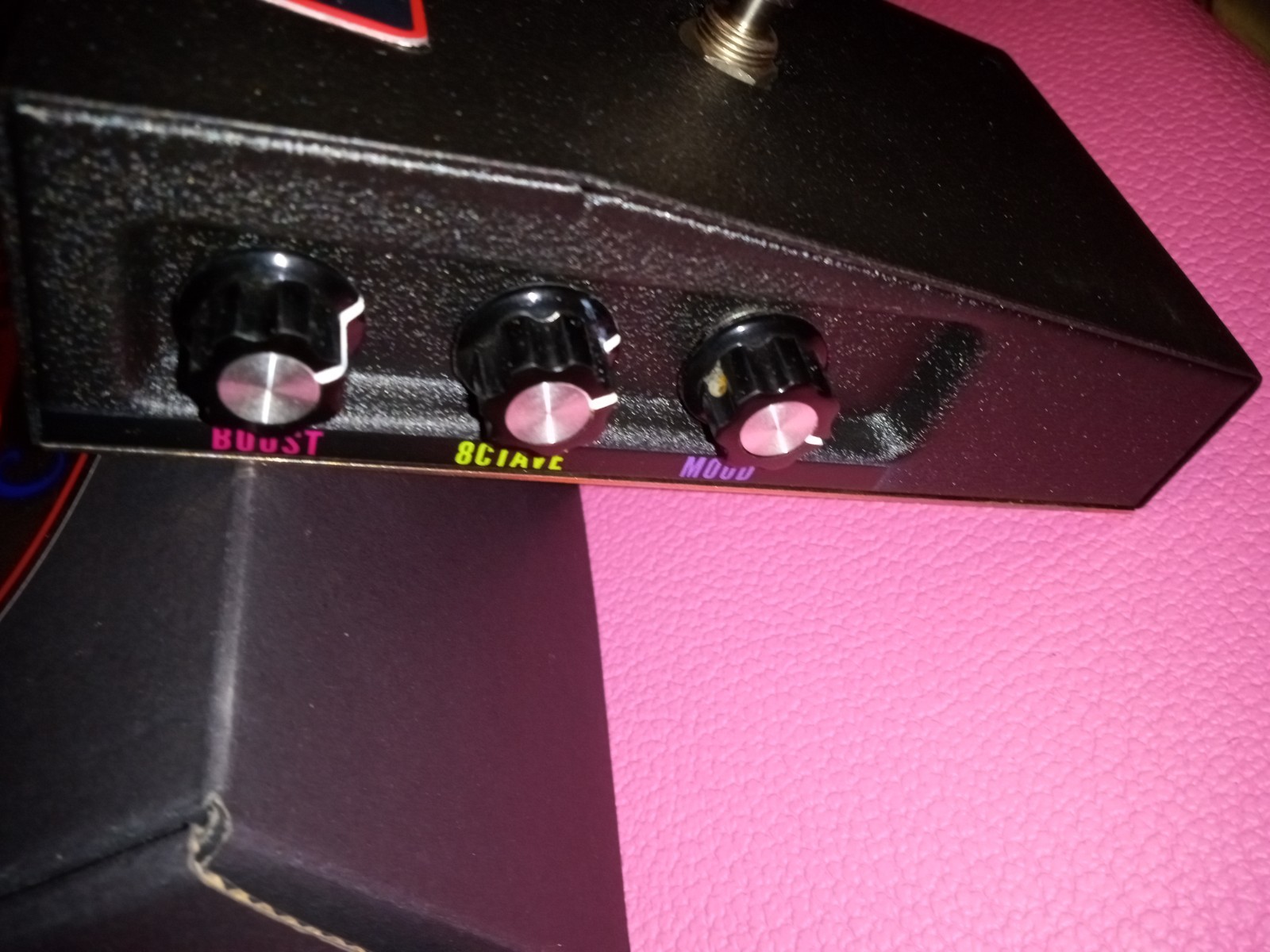Shin-ei screaming sister octave shifter