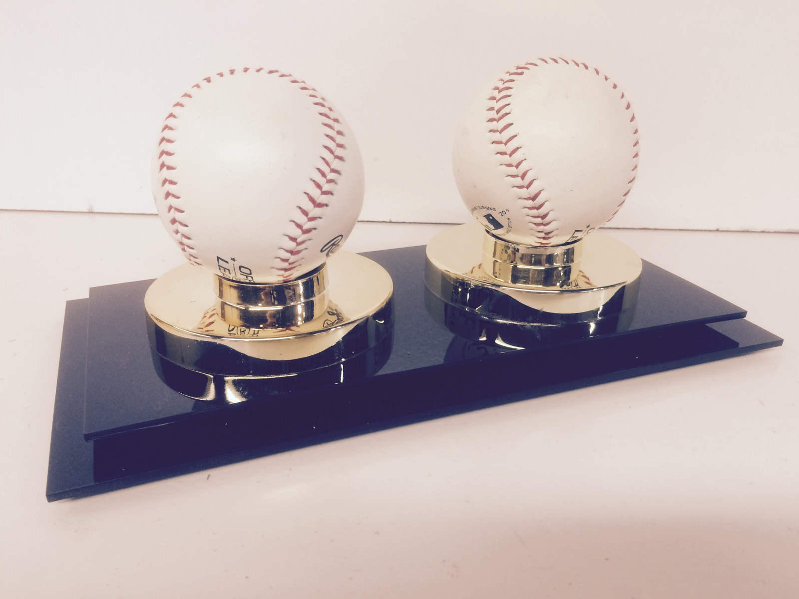 Baseball acrylic plastic display case 2 pack with gold risers
