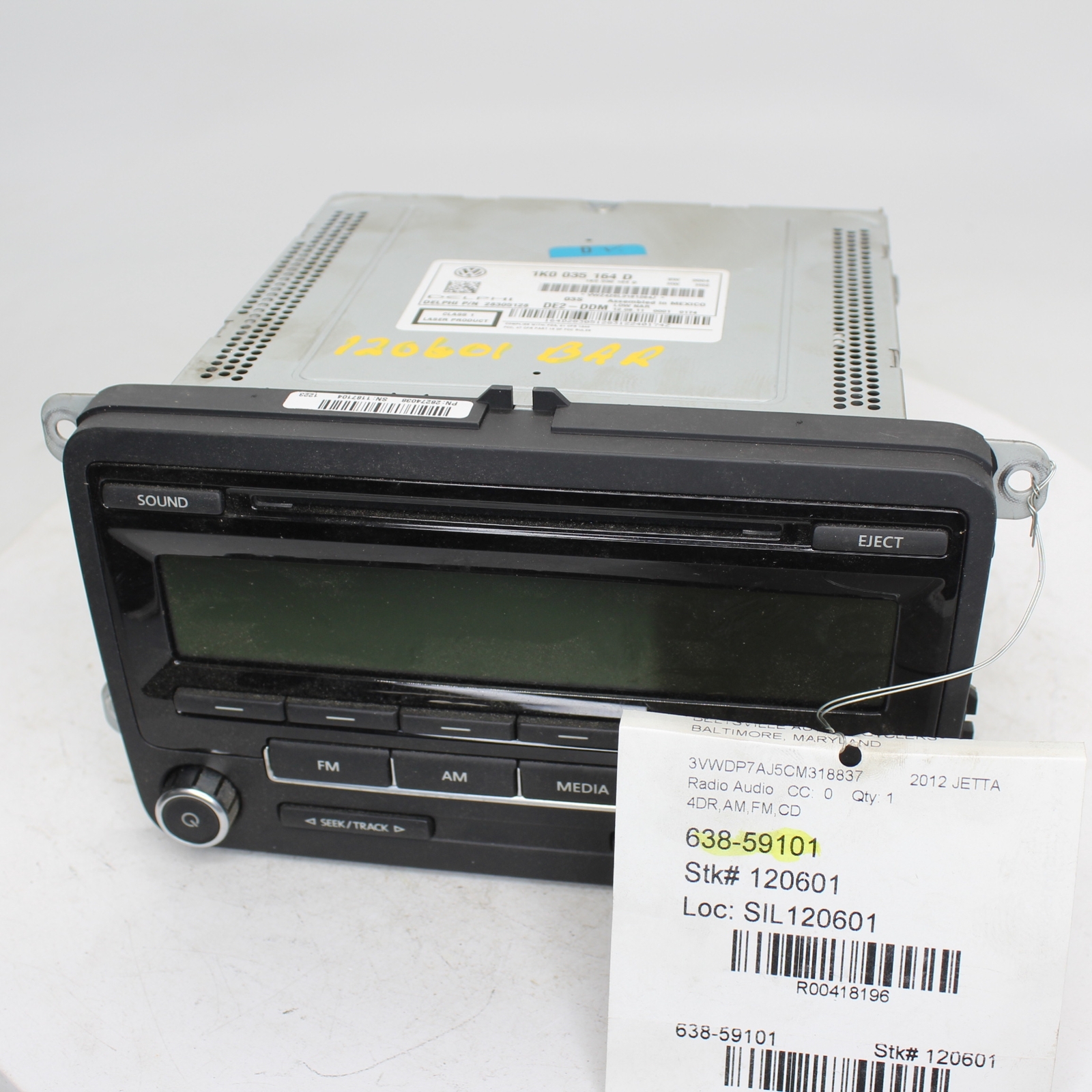 2012 Volkswagen Jetta Radio Part Number - 638-59101