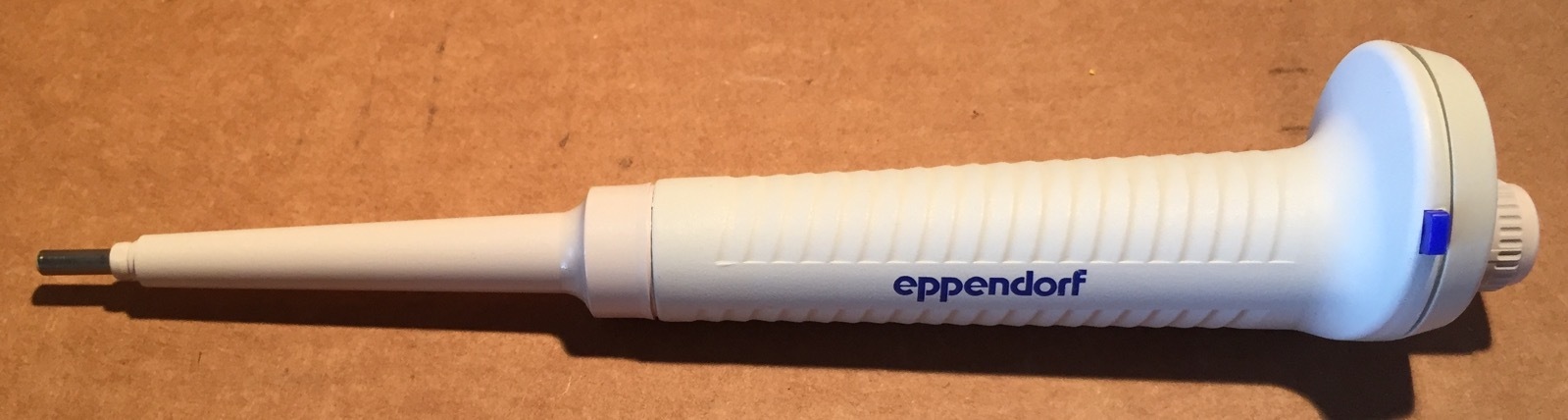 Eppendorf Reference Pipettor, 1-20 µL Variable Volume, Single Channel