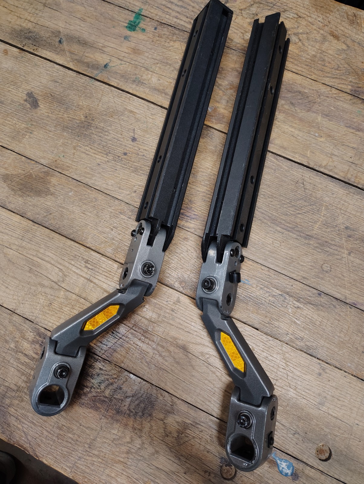 Quantum Q6 Edge Power Wheelchair Arm Assembly Flip Back Armrest Mechanism Pair