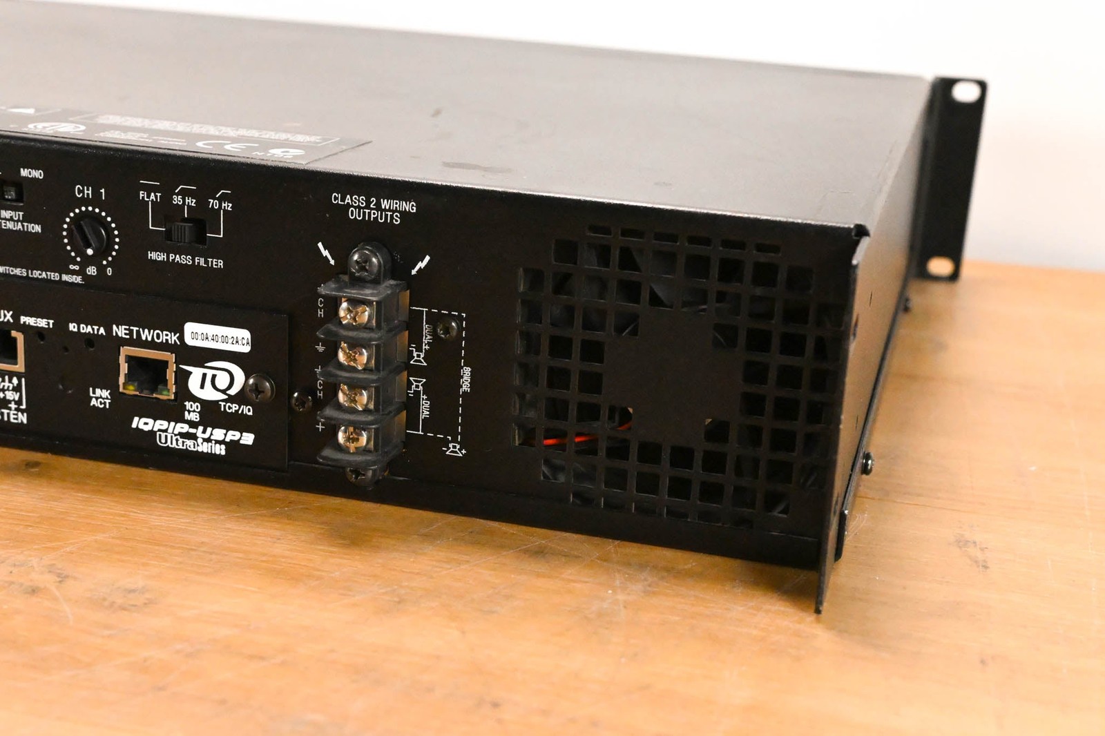 Crown CTs 600 Two-Channel 300W Power Amplifier CG01Y1A