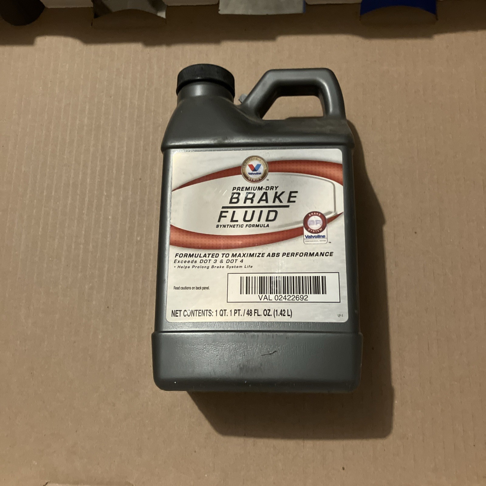 New 48oz . Valvoline Premium-Dry Brake Synthetic Brake Fluid 608334