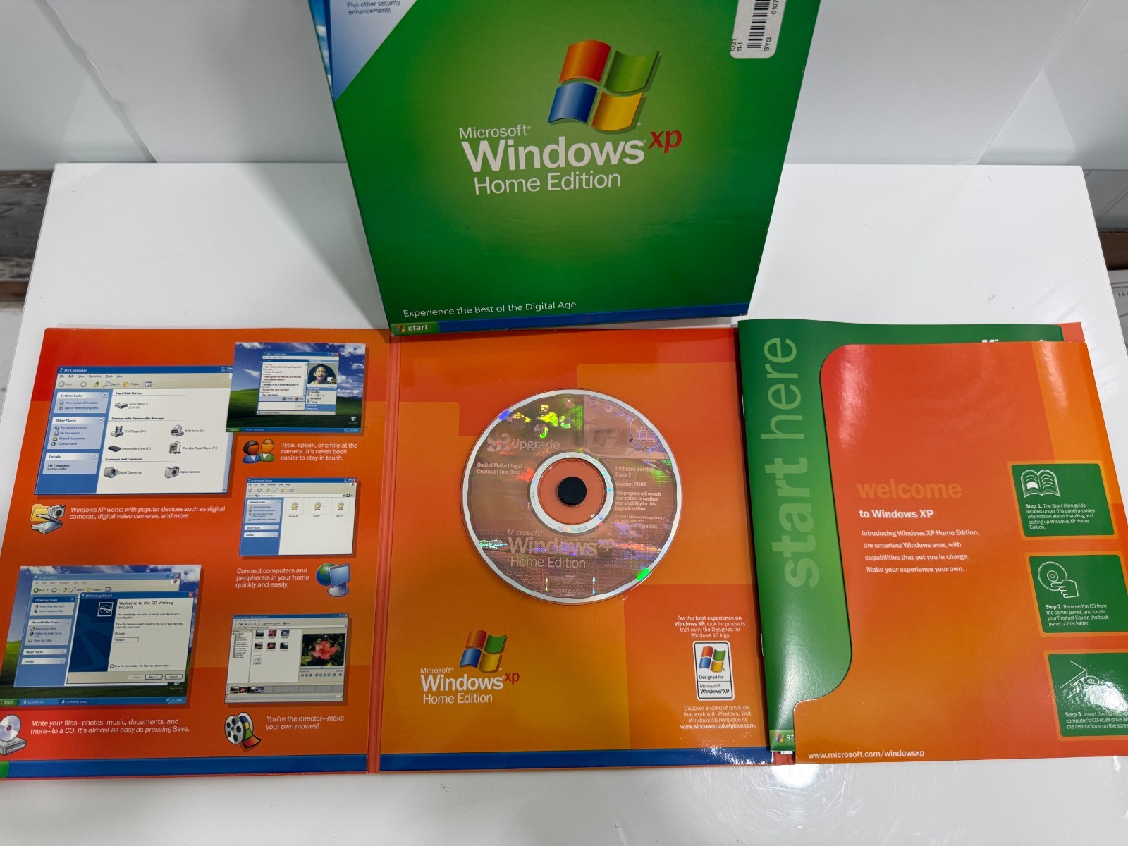 Microsoft Windows XP Home Edition Upgrade Version 2002 PC IOS Disc Install