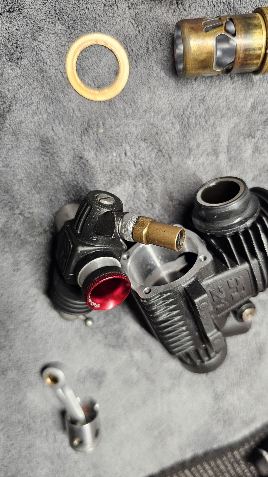 O.S. Engines R2104 Race Engine, Good Compression With Extra Glow Plugs