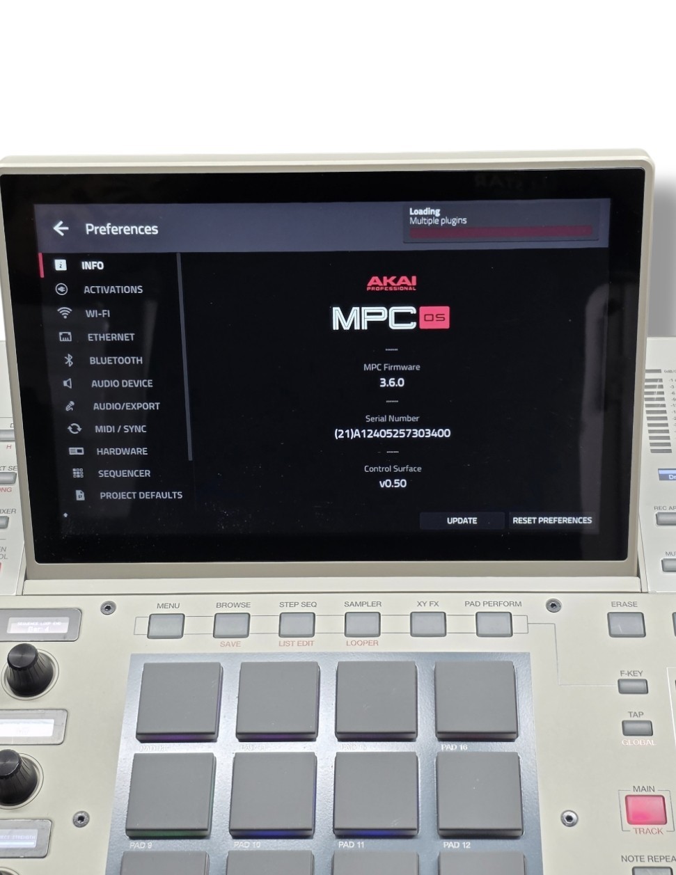 Akai Professional MPC x SE Standalone Sampler Sequencer. Mint Condition.