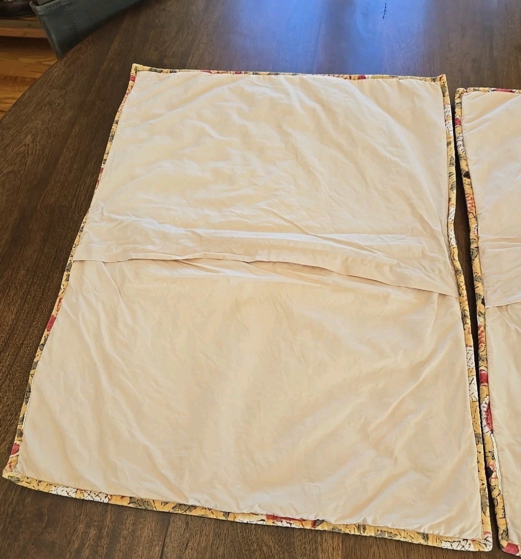 Pottery Barn Set Of 2 Foundations 2014 Reese Quiltex Floral Shams Std 26x20 Rare