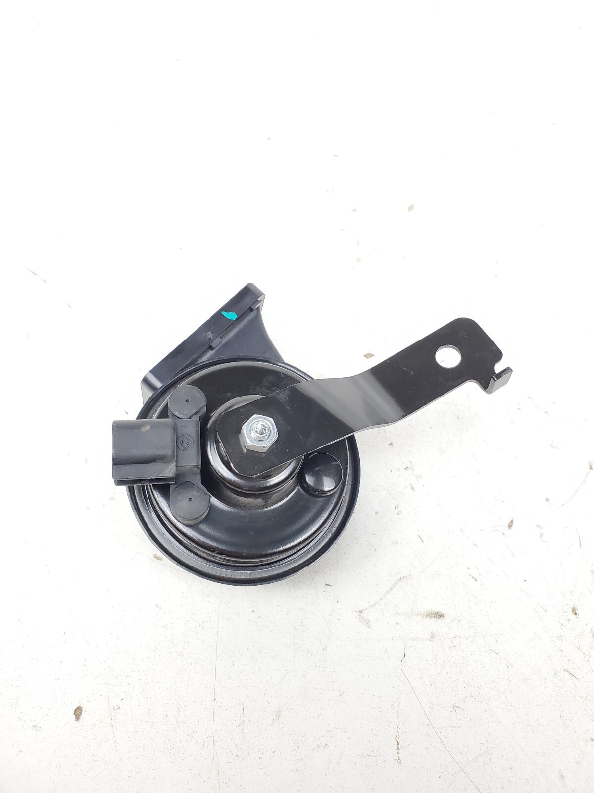 2024 CHEVROLET TRAX LEFT DRIVER SIDE LOW NOTE TONE HORN SIGNAL OEM