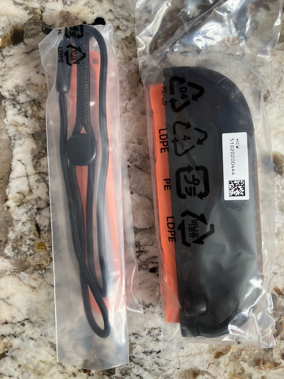 Genuine Nintendo Switch 2 RIGHT RED Joy-con Controller + Strap BEE-014 NEW