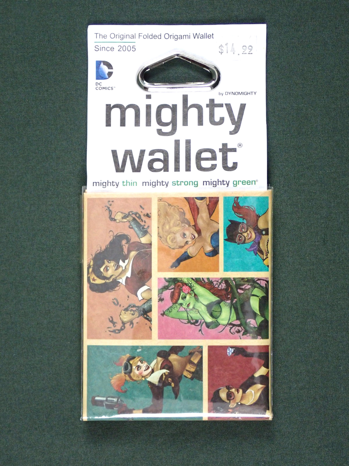 MIGHTY WALLET  DYNOMIGHTY  TYVEK  DC COMICS BOMBSHELLS HARLEY QUINN CATWOMAN