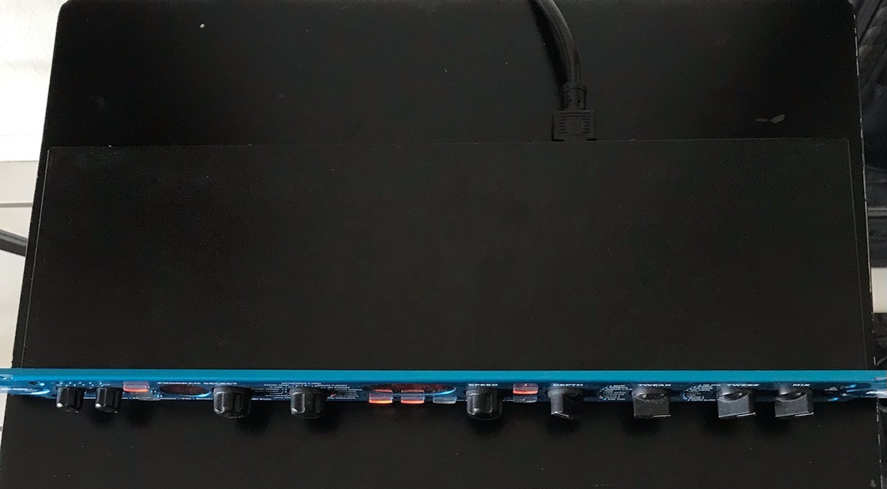 LINE 6 MOD PRO EFFECTS PROCESSOR