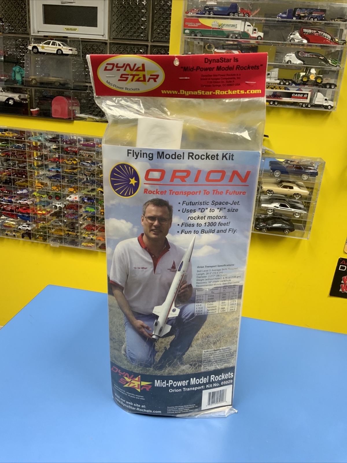 NEW DYNASTAR ORION MID POWER FLYING MODEL ROCKET