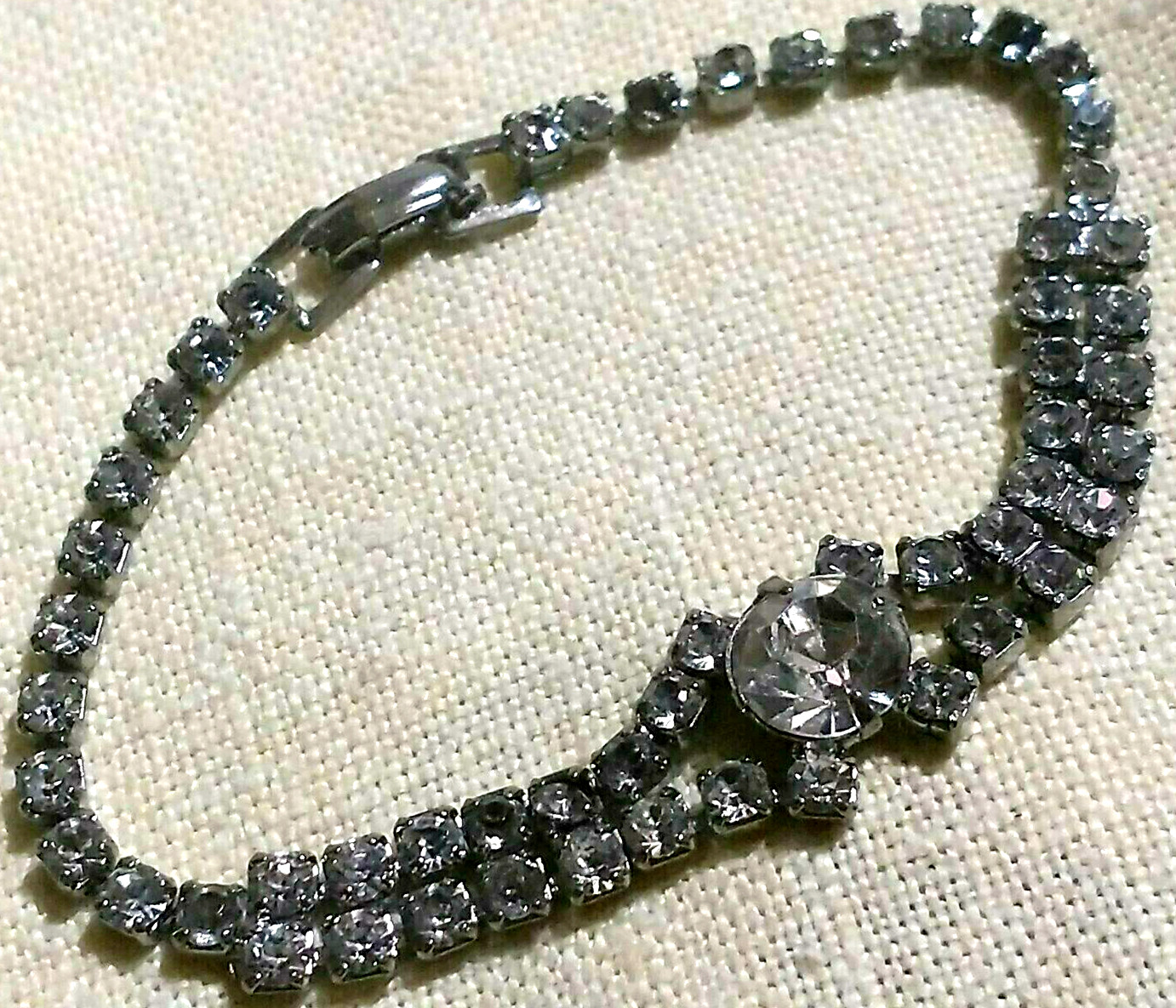 True VTG Bracelet Estate 6.25" Clear Rhinestone 1940's - 1950's MCM Safety Clasp