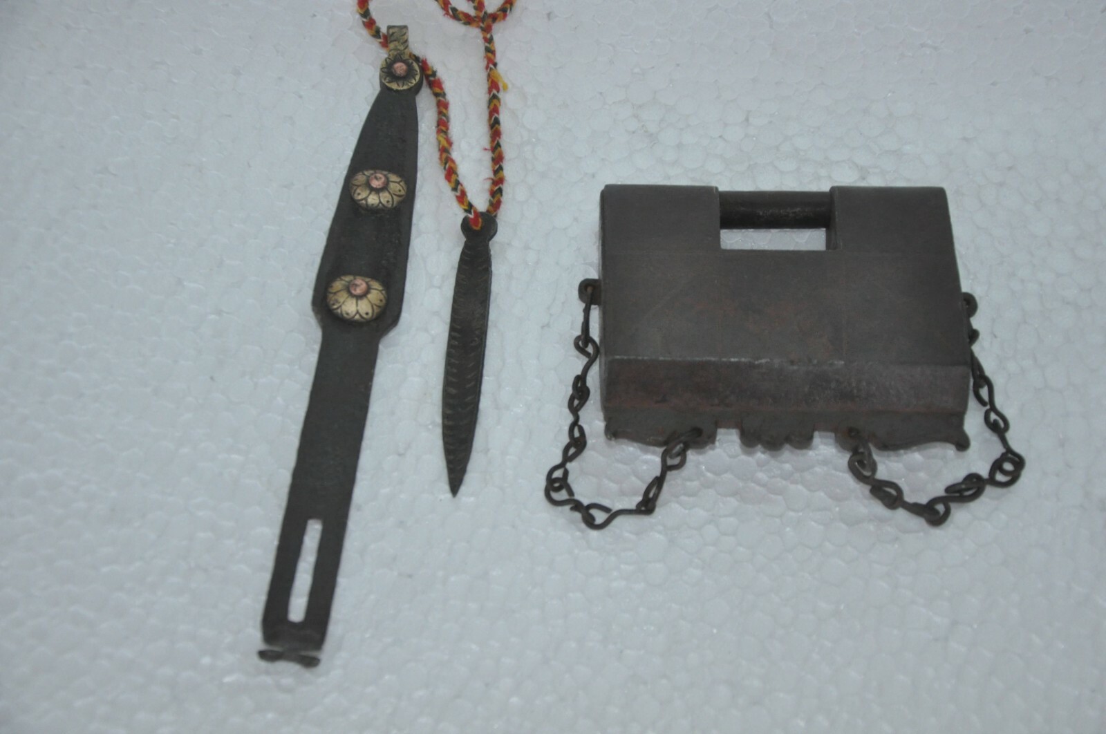 Vintage Iron Handcrafted Solid Strip System Padlock, Nice Patina