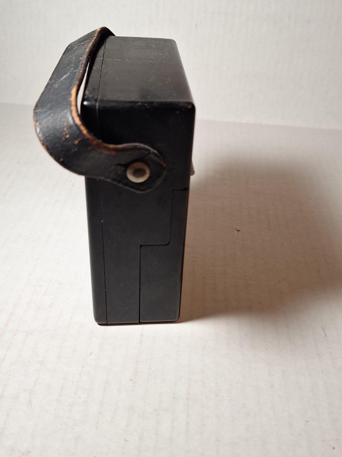 Vintage A.C. Voltmeter Model 33O Weston Iron Core Electrodynamoter Bakelite