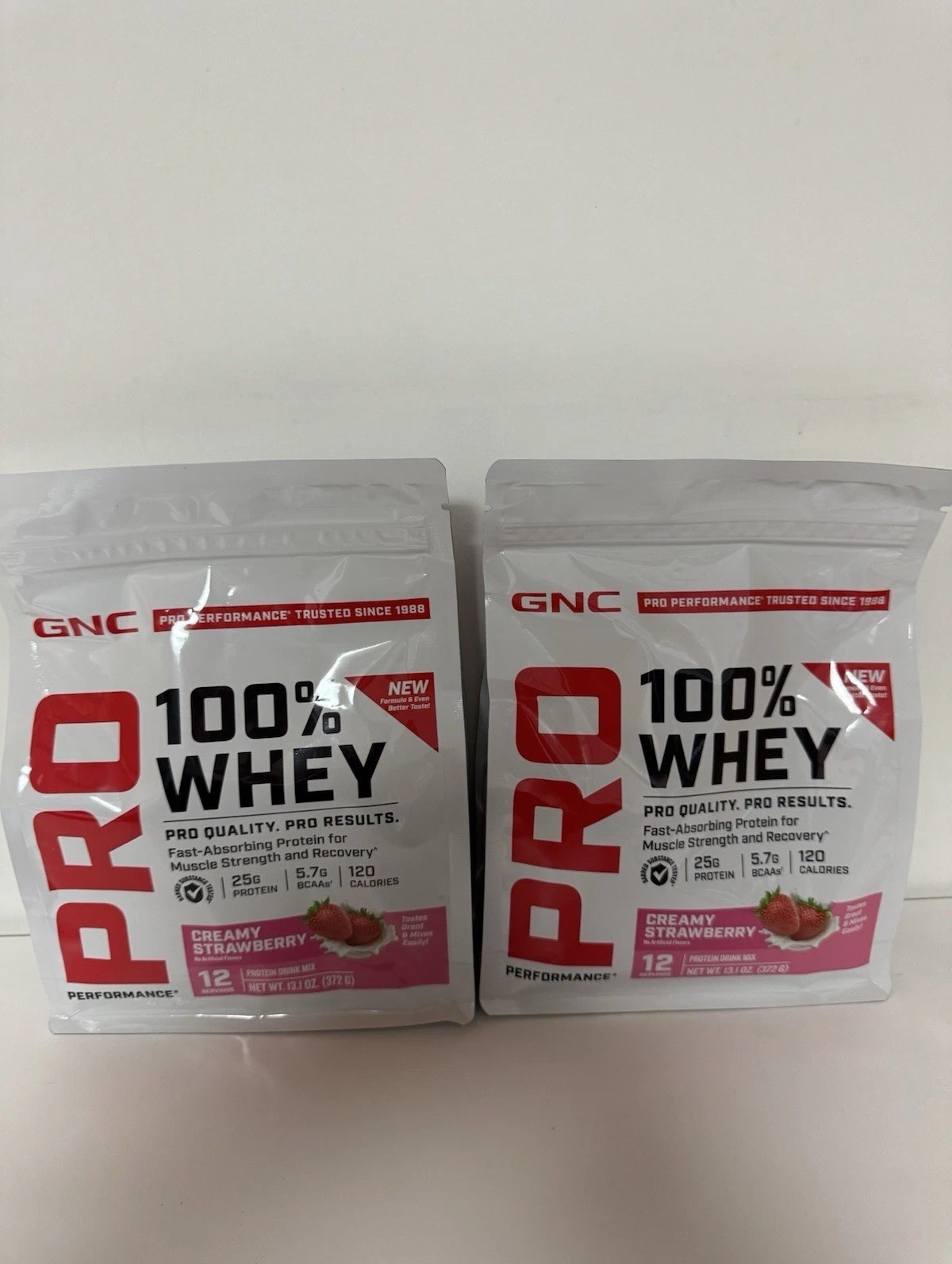 GNC Pro Performance 100% Whey High Protein Powder Creamy Strawberry 13.1 oz