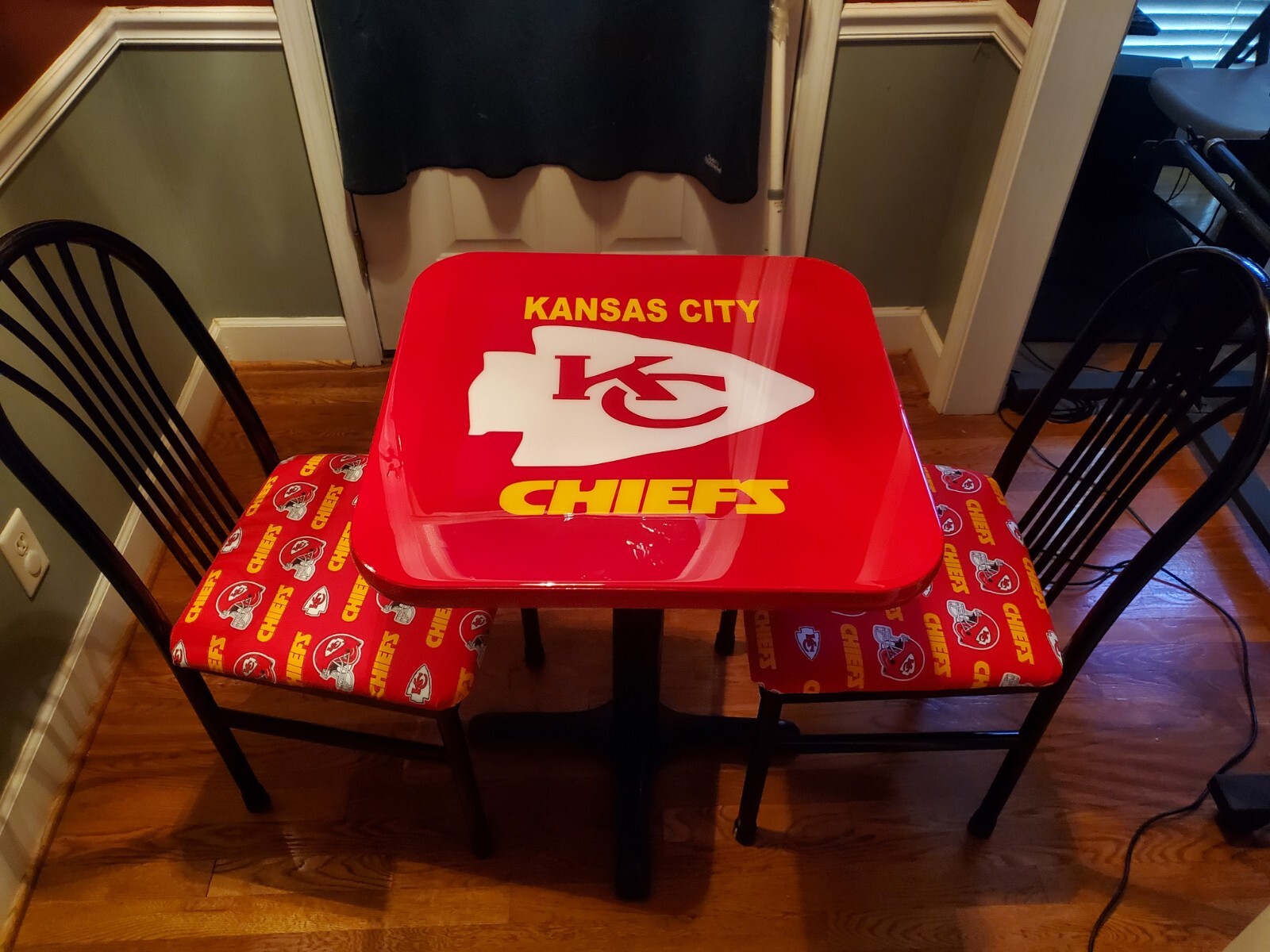 Kansa City Chiefs 3 Piece Bistro Set