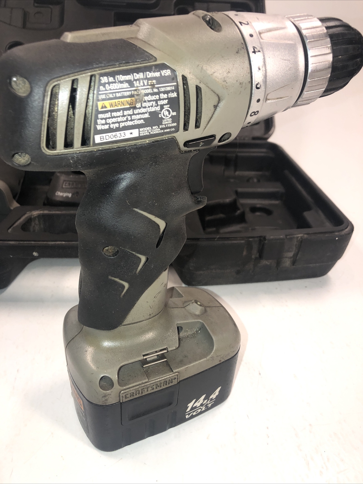 Craftsman 14.4 Volt Drill & Flashlight Set with Battery and Case